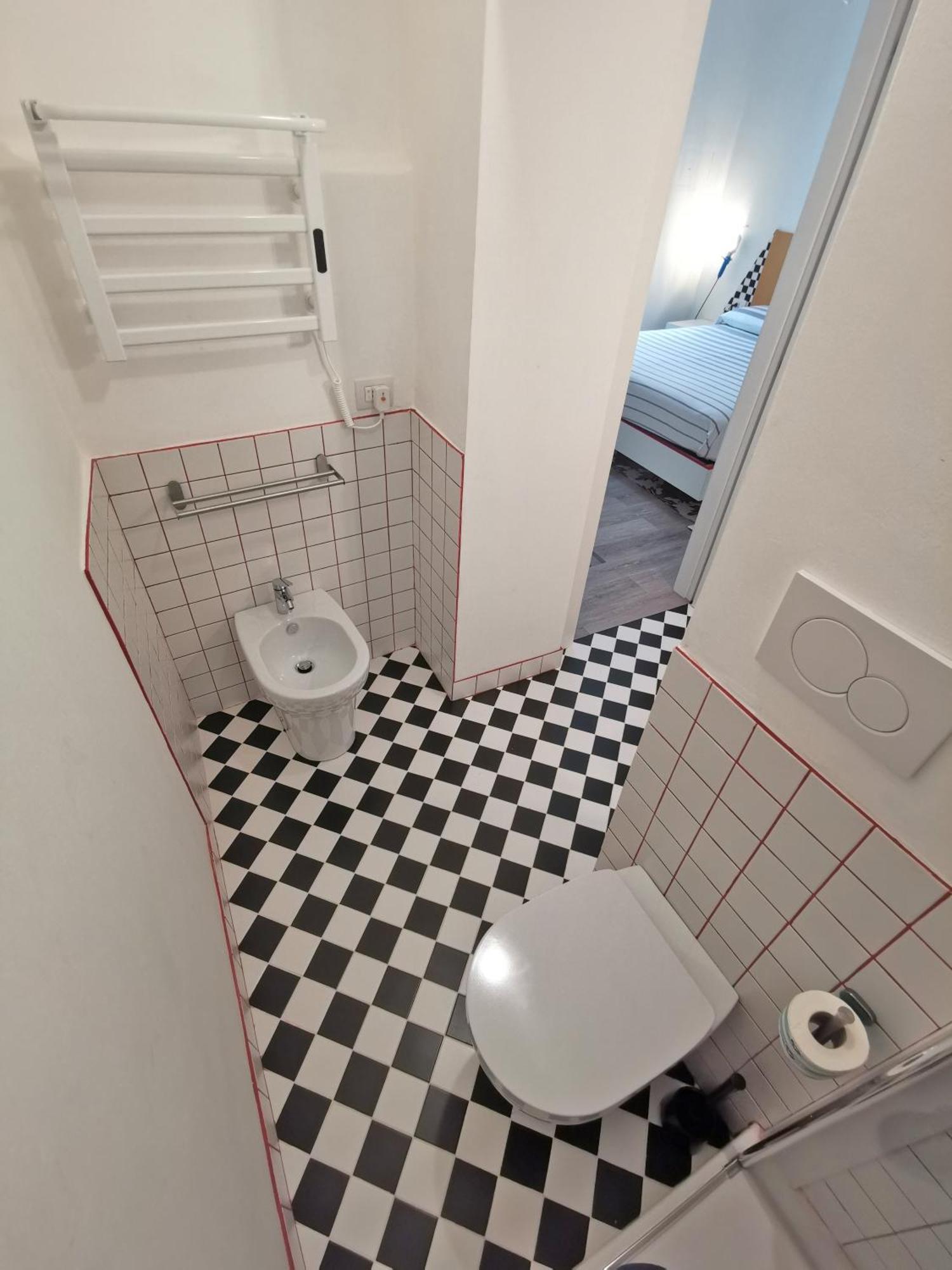 L'officina Frühstückspension